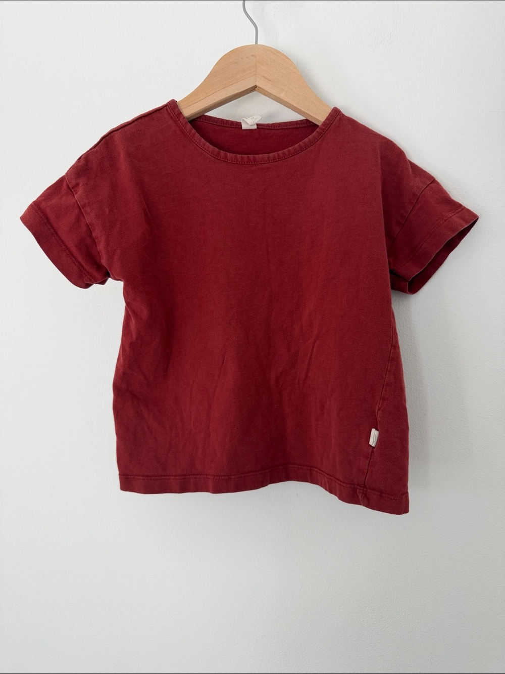 Nui Organica Kids Classic Crewneck T-Shirt Ruby Red Size 4T